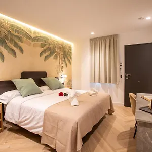 Boutique Playa Burriana Nerja